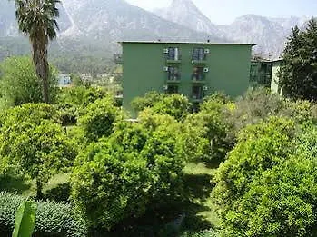 Larissa 3* Beldibi (Kemer)