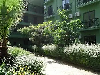 Larissa 3* Beldibi (Kemer)