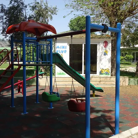 Hotel Larissa 3*