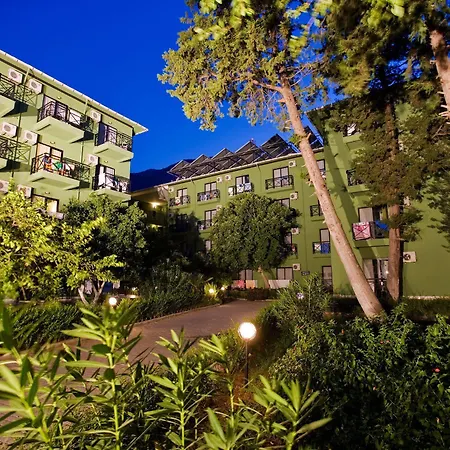 Larissa Hotel 3*